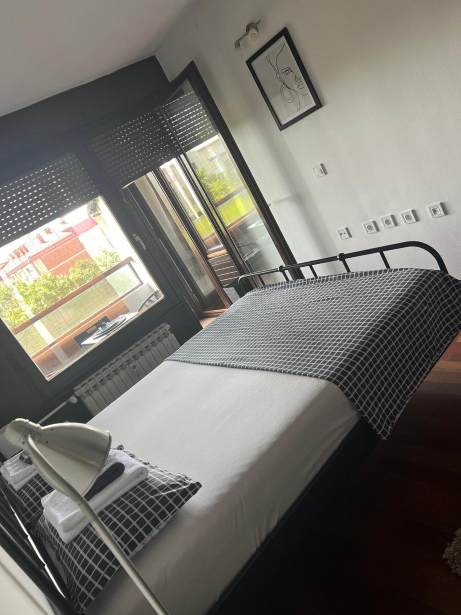 Rita Apartment-Free Parking&Wifi ซาเกร็บ ภายนอก รูปภาพ
